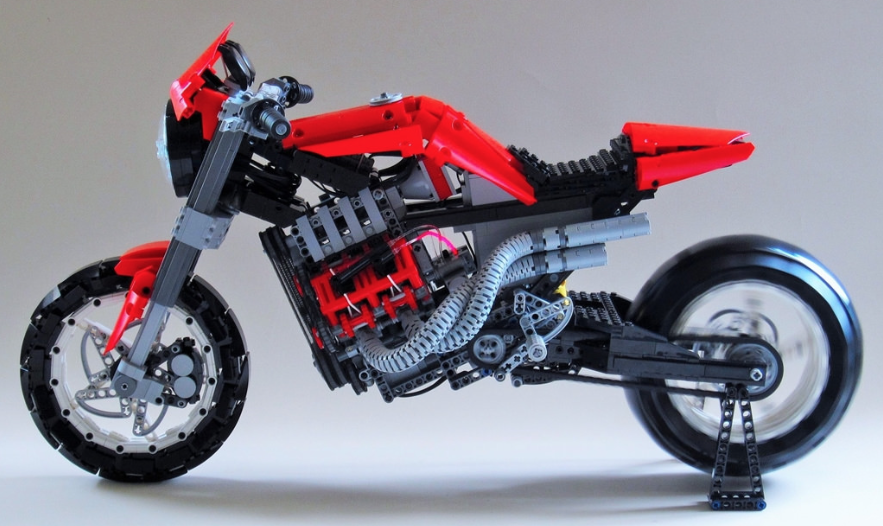 Lego White Motorcycle Croch Rocket Street Bike NEW 