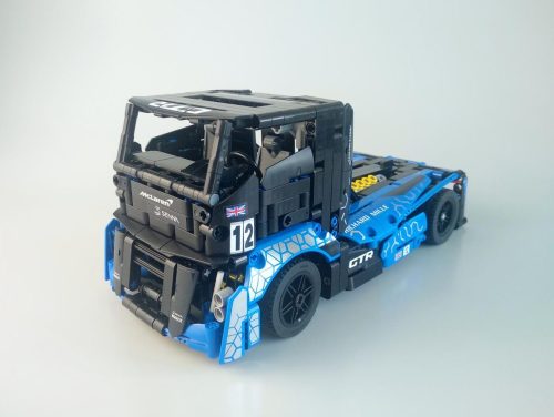 Rented69323515 on twitter made an awesome lego Bank Truck! : r